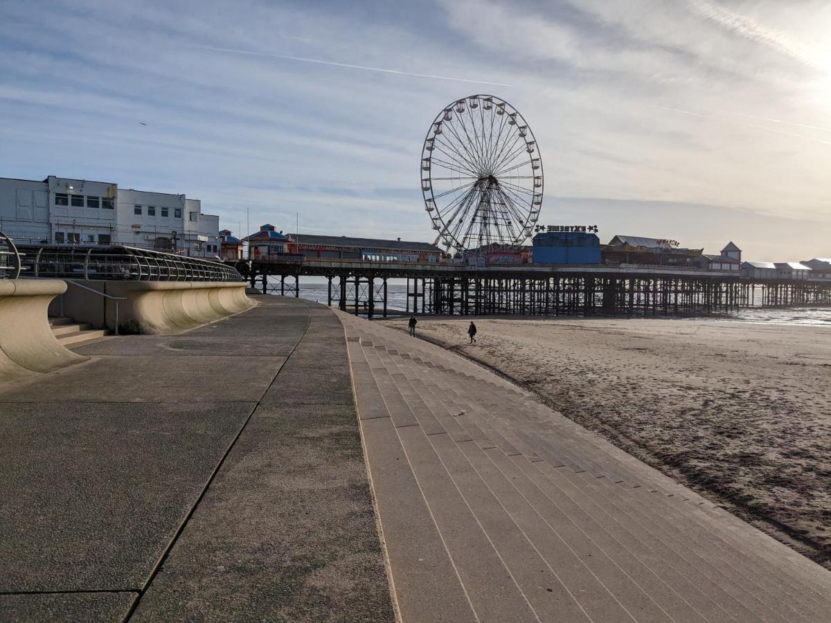 Willin House Hotel Blackpool Exterior photo